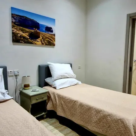 Modern 4-bed In Ix-xaghra Valley View Pool * Xagħra