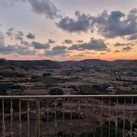 Modern 4-bed In Ix-xaghra Valley View Pool Apartmán Xagħra