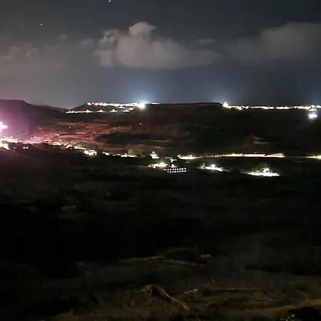 Apartmán Modern 4-bed In Ix-xaghra Valley View Pool *