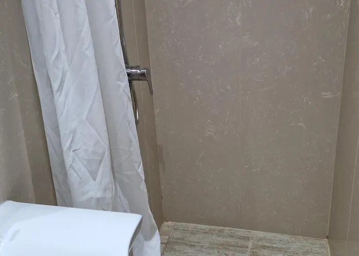 Modern 4-bed In Ix-xaghra Valley View Pool