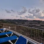 Modern 4-bed In Ix-xaghra Valley View Pool Apartment