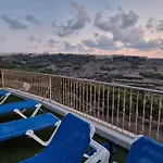 Apartment Modern 4-bed In Ix-xaghra Valley View Pool Xagħra