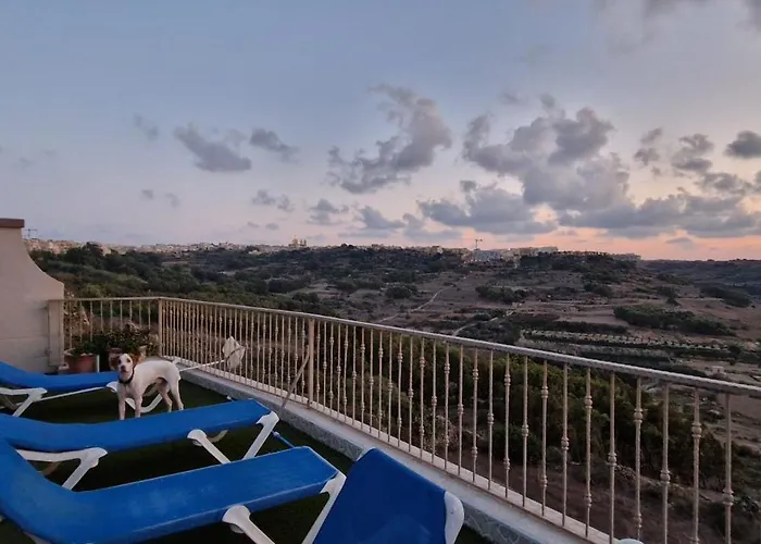 Modern 4-bed In Ix-xaghra Valley View Pool * Xagħra