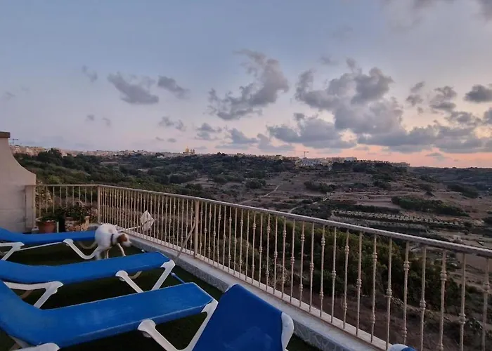 Modern 4-bed In Ix-xaghra Valley View Pool Apartament